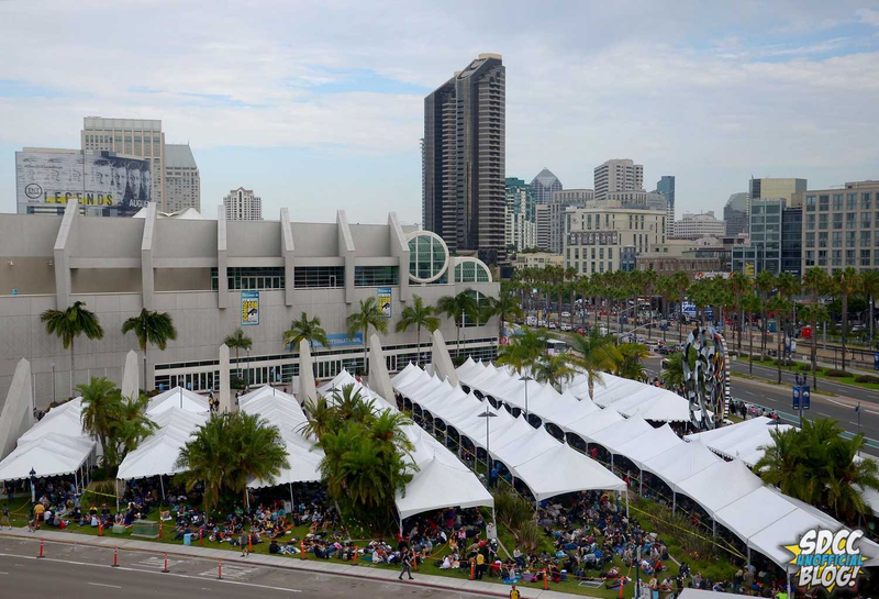 Illustration for article titled The Crazy Lengths People Go To For San Diego Comic Con